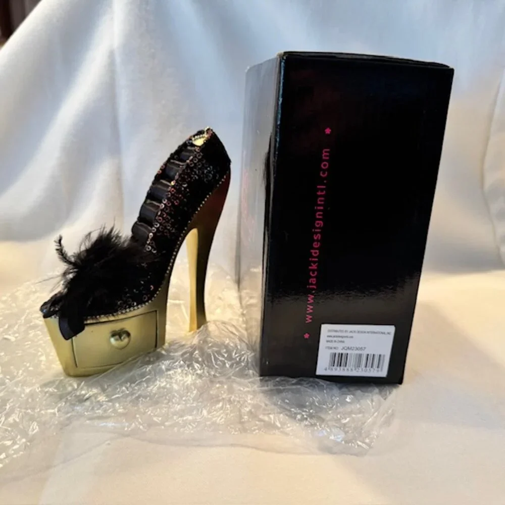 Jacki Design Leopard High Heel Ring Holder w/ side compartment - Like New w/ Box
